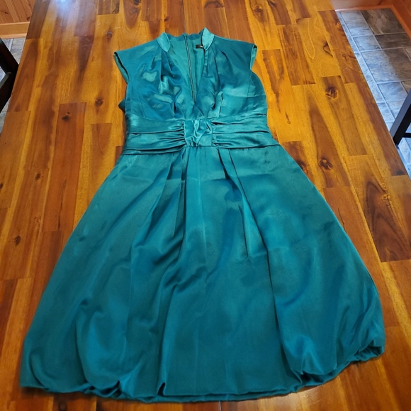 Nanette Lepore Silk Party Mini - Picture 3 of 3